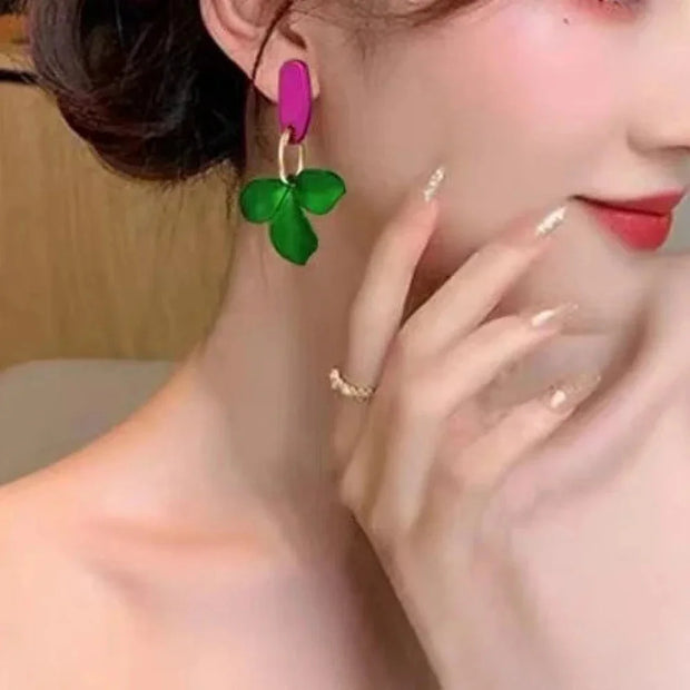 New Fashionable And Exquisite Retro Exaggerated Flower Shape Lacquered Earrings For Temperament Ladies Jewelry Gifts Wholesale