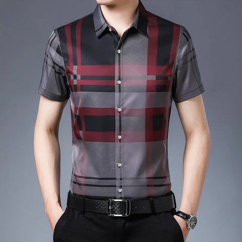 Men's Striped Business Casual Short Sleeved Shirt Wrinkle Resistant and Non Ironing Comfortable Top