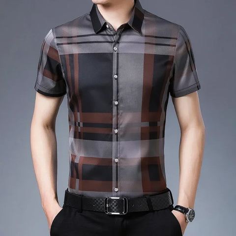 Men's Striped Business Casual Short Sleeved Shirt Wrinkle Resistant and Non Ironing Comfortable Top