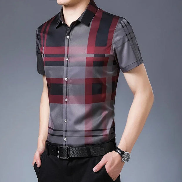 Men's Striped Business Casual Short Sleeved Shirt Wrinkle Resistant and Non Ironing Comfortable Top