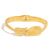 Greatera Chunky Leaf Stainless Steel Cuff Bracelet Bangles for Women Gold Plated Metal Leaves Bracelets Waterpfoof Jewelry