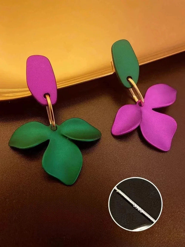 New Fashionable And Exquisite Retro Exaggerated Flower Shape Lacquered Earrings For Temperament Ladies Jewelry Gifts Wholesale